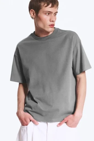 T-Shirt mit lockerer Passform – Dusty Grey
