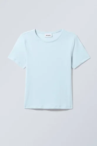 T-Shirt mit schmaler Passform – Hellblau