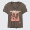 T-Shirt mit V-Ausschnitt und Mit Print – gewaschenes Braun – Boundless Magic T-Shirt mit V-Ausschnitt und Mit Print – gewaschenes Braun – Boundless Magic
