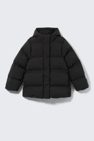 Taillierte Daunenjacke – Schwarz Taillierte Daunenjacke – Schwarz