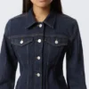 Taillierte Jeansjacke – Blue Rinse – Dunkelblau