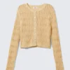 Taillierte, langärmelige Strickjacke – Beige Taillierte, langärmelige Strickjacke – Beige