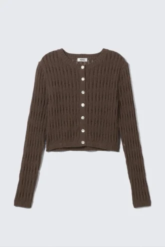 Taillierte, langärmelige Strickjacke – Dunkelbraun