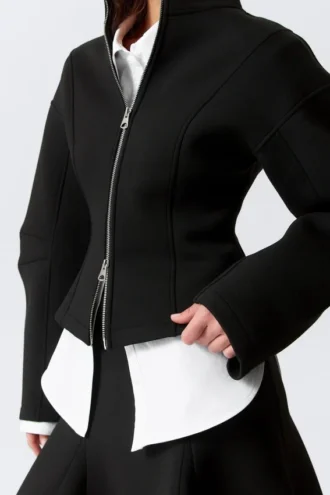 Taillierte Scuba-Jacke mit Reißverschluss – Schwarz