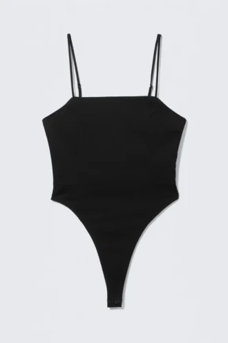 Taillierter Body mit quadratischem Ausschnitt – Schwarz