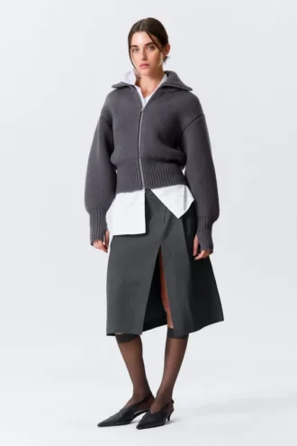 Taillierter Rollkragen-Pullover aus Wolle – Dunkelgrau