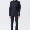 Tailliertes Jeanshemd – Blue Rinse – Dunkelblau Tailliertes Jeanshemd – Blue Rinse – Dunkelblau