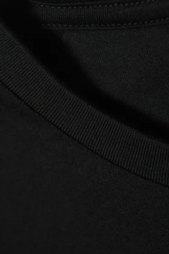 Tailliertes Langarmshirt – Schwarz