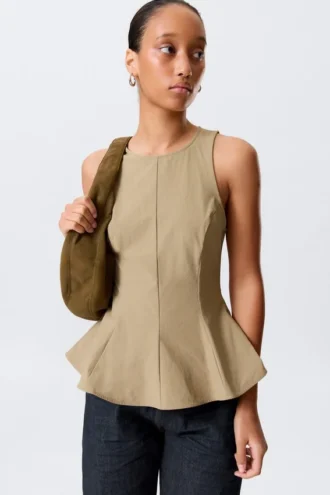 Tailliertes Nylon-Peplum-Oberteil – Beige