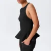 Tailliertes Nylon-Peplum-Top – Schwarz Tailliertes Nylon-Peplum-Top – Schwarz