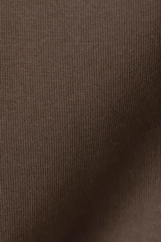 Tailliertes Tanktop mit quadratischem Ausschnitt – Dunkelbraun