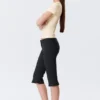 Tailored Capri-Hose mit niedriger Leibhöhe – Schwarz
