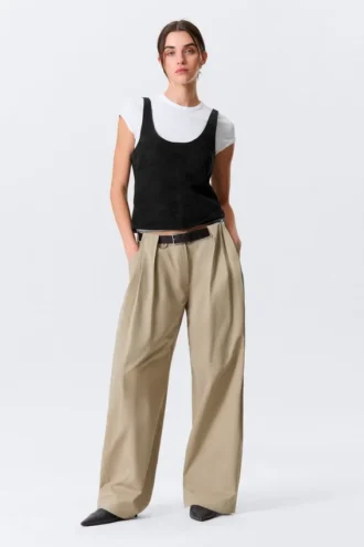 Tanktop aus Leder mit U-Ausschnitt – Schwarz