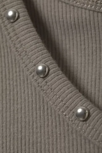 Tanktop mit Nietenverzierung – Dusty Mole