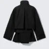 Technischer Trenchcoat in Lagenoptik – Schwarz Technischer Trenchcoat in Lagenoptik – Schwarz