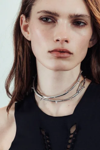 Thorn Choker-Halskette – Dusty Light/Grau Thorn Choker-Halskette – Dusty Light/Grau