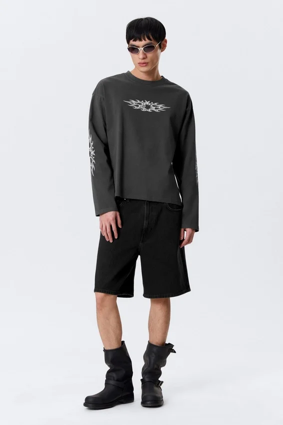 Tolles, kastenförmiges Langarmshirt mit Print – Dunkelgrau – Air Flame Tolles, kastenförmiges Langarmshirt mit Print – Dunkelgrau – Air Flame