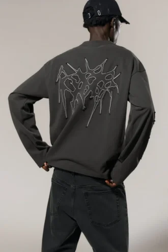 Tolles, kastenförmiges Langarmshirt mit Print – Dunkelgrau – Tristar