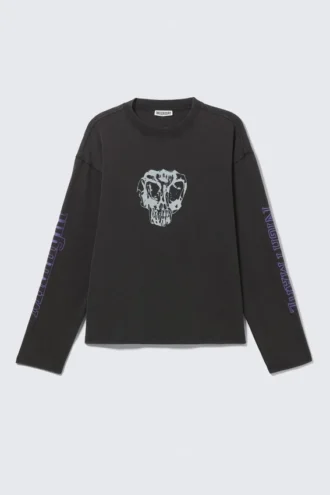 Tolles, kastenförmiges Langarmshirt mit Print – Schwarz – Midnight Nightmare