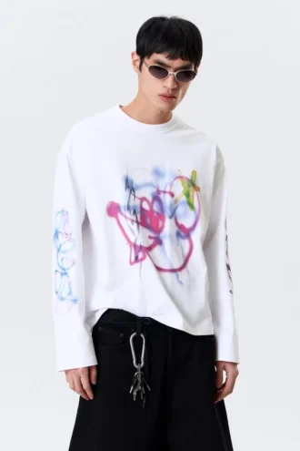 Tolles, kastenförmiges Langarmshirt mit Print – Weiß – Rat Spray