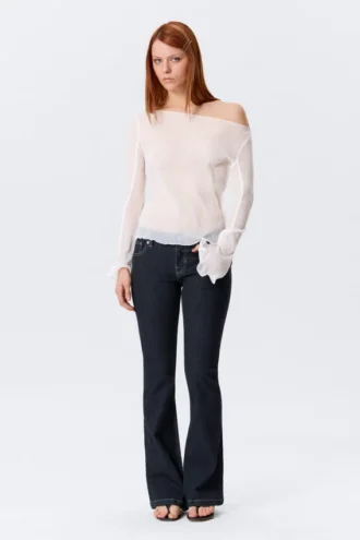 Transparente Bluse mit U-Boot-Ausschnitt und ausgestellten Ärmeln – Weiß