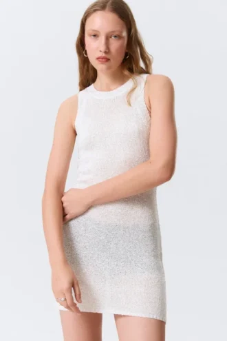 Transparentes, gestricktes Minikleid mit Pailletten – Silber