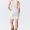 Transparentes, gestricktes Minikleid mit Pailletten – Silber Transparentes, gestricktes Minikleid mit Pailletten – Silber