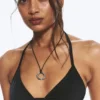 Triangel-Bikini-Oberteil mit Neckholder und U-Ausschnitt – Schwarz Triangel-Bikini-Oberteil mit Neckholder und U-Ausschnitt – Schwarz