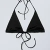 Triangel-Bikini-Oberteil mit Trägern – Schwarz Triangel-Bikini-Oberteil mit Trägern – Schwarz