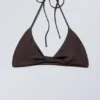 Turn Halter-Bikini-Oberteil – Dunkelbraun Turn Halter-Bikini-Oberteil – Dunkelbraun