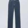 Twig Curve Mid Rise Slim Straight Jeans – Saphirblau – Dunkelblau
