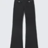 Twill-Hose mit Bootcut und niedriger Taille – Schwarz Twill-Hose mit Bootcut und niedriger Taille – Schwarz