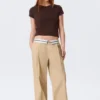 Twill-Hose mit niedriger Leibhöhe und gefaltetem Bund – Beige Twill-Hose mit niedriger Leibhöhe und gefaltetem Bund – Beige