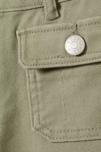 Twill-Hose mit niedriger Taille und Bootcut-Schnitt – Khaki-Grün