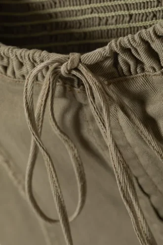 Twill-Korsett-Top mit Rüschenbesatz – Khaki-Grün