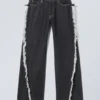 Twist Relaxed Frayed Jeans – Black Rinse Twist Relaxed Frayed Jeans – Black Rinse