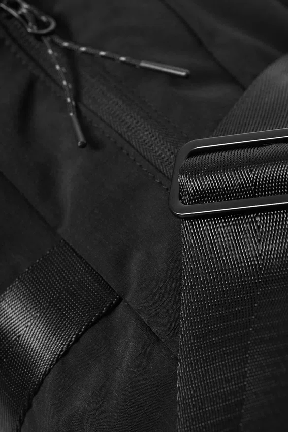 Utility-Umhängetasche – Schwarz Utility-Umhängetasche – Schwarz
