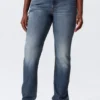 Vega Curve Slim-Fit-Jeans mit hoher Taille – Blue Hymn – Mittelblau Vega Curve Slim-Fit-Jeans mit hoher Taille – Blue Hymn – Mittelblau