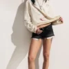 Venus Frayed Low Rise Denim Hotpants – Chelsea Black – Schwarz Venus Frayed Low Rise Denim Hotpants – Chelsea Black – Schwarz