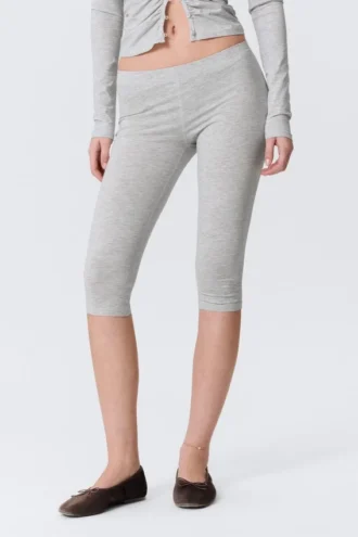 Weiche Capri-Leggings mit mittlerer Leibhöhe – Grau meliert