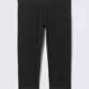 Weiche Capri-Leggings mit mittlerer Leibhöhe – Schwarz Weiche Capri-Leggings mit mittlerer Leibhöhe – Schwarz