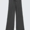 Weiche Hose mit Kordelzug und weitem Bein – Dunkelgrau Weiche Hose mit Kordelzug und weitem Bein – Dunkelgrau
