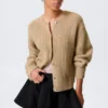 Weiche Strickjacke – Beige Weiche Strickjacke – Beige
