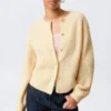 Weiche Strickjacke – Hellgelb Weiche Strickjacke – Hellgelb