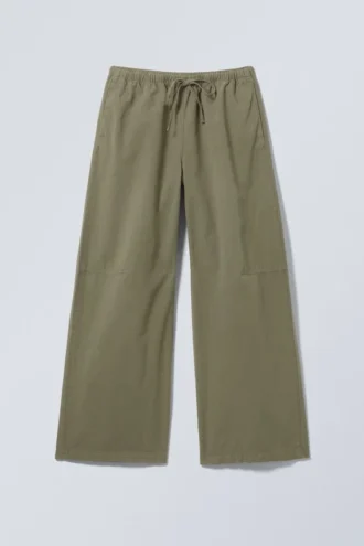 Weit geschnittene, gewaschene Ripstop-Hose – Dunkelkhaki