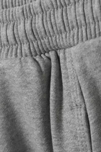 Weit geschnittene Jogginghose aus Baumwollfleece – Grau meliert