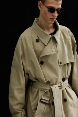 Weit geschnittener Zweireiher-Trenchcoat – Beige