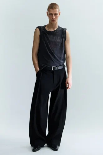 Weite Hose mit Falten und weitem Bein – Schwarz