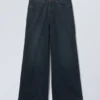 Weite Jeans mit normaler Taillenhöhe – Blue Layer Weite Jeans mit normaler Taillenhöhe – Blue Layer