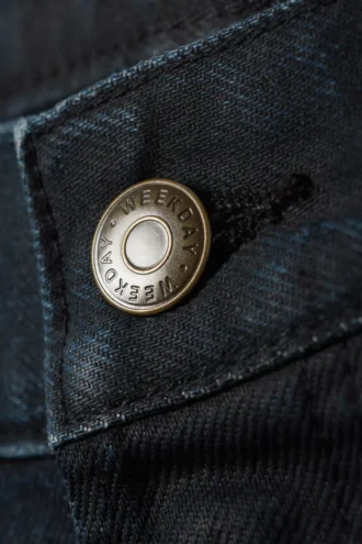 Weite Jeans mit normaler Taillenhöhe – Blue Layer